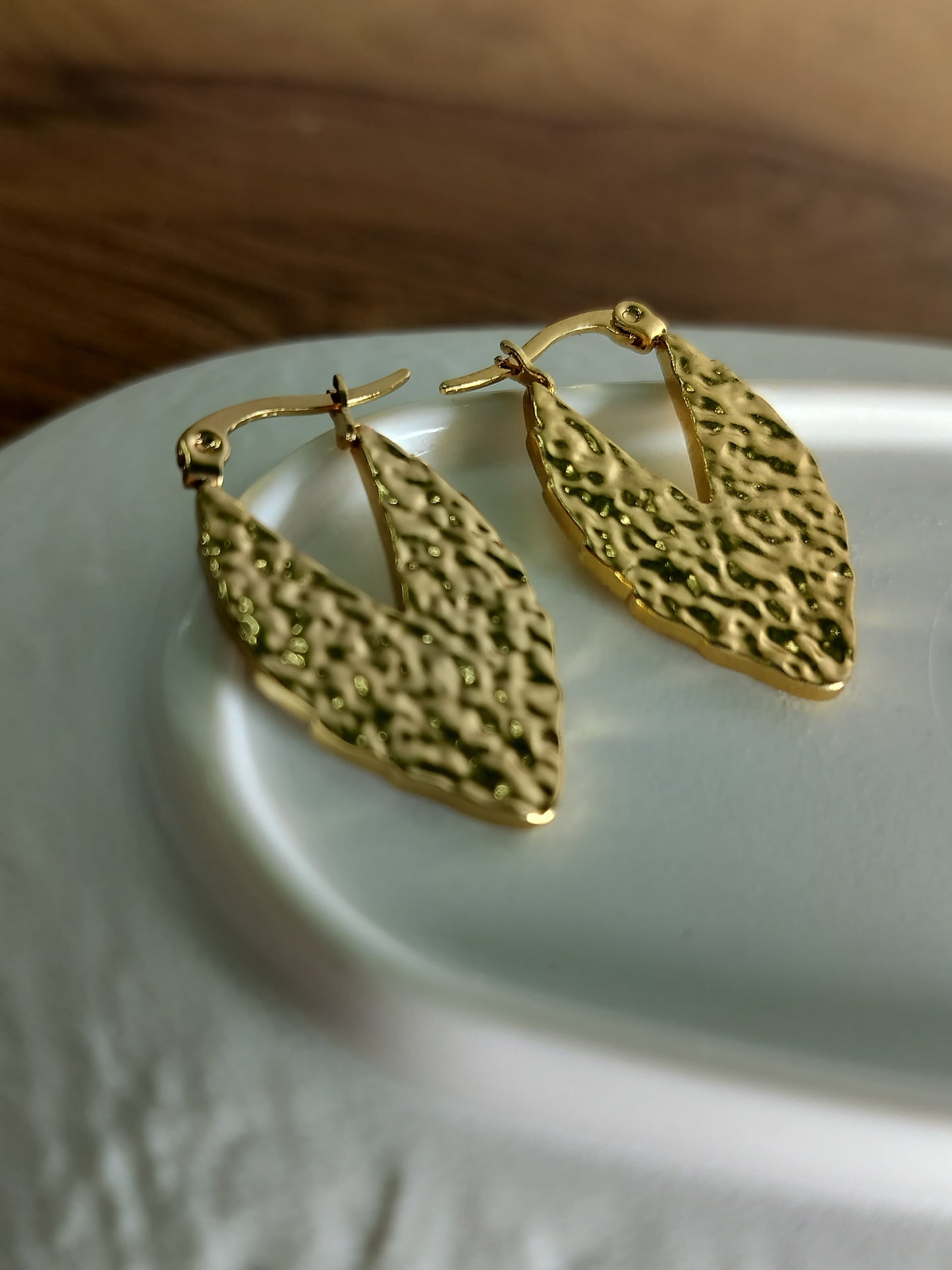 Minimal Korean Style Earrings – Trendy Everyday Jewelry