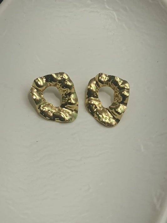 Contemporary Studs Earrings