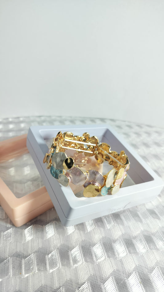 Anti Tarnish Textured Disc Design Brass Bracelet