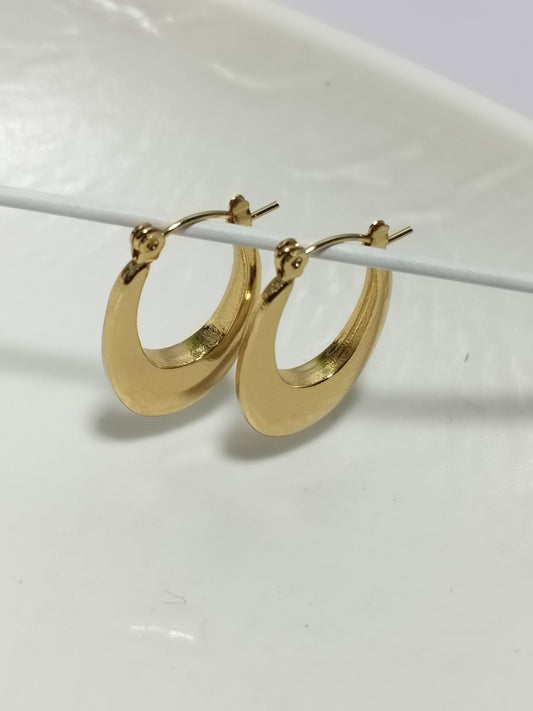 Graduated Oval Hoop Earrings – Modern Anti-Tarnish Jewelry