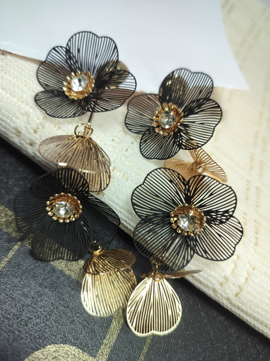 Midnight Bloom Layered Earrings – Black Floral Statement Jewelry