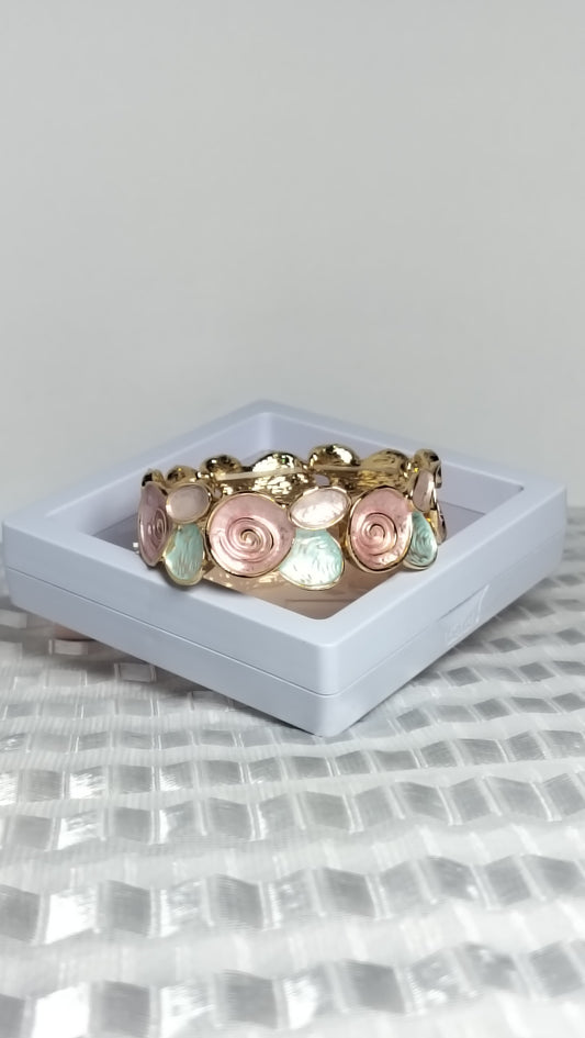 Anti Tarnish Rose Design Brass Bracelet